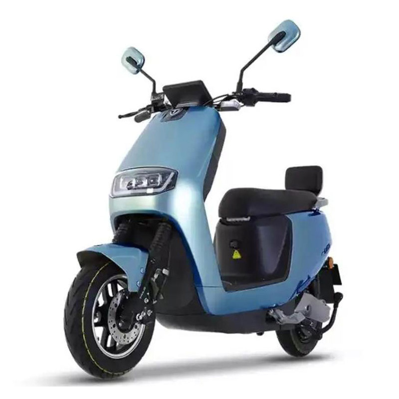 Gluaisrothar Leictreach Díol Te 3000W Streetbike Scooter Páirteanna Gluaisrothar Leictreach CKD