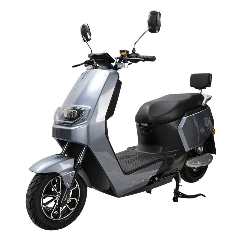 Gluaisrothar Leictreach Díol Te 3000W Streetbike Scooter Páirteanna Gluaisrothar Leictreach CKD